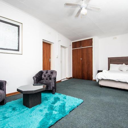 Willow Guest House 博克斯堡 外观 照片